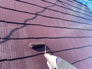 屋根のローラー塗装