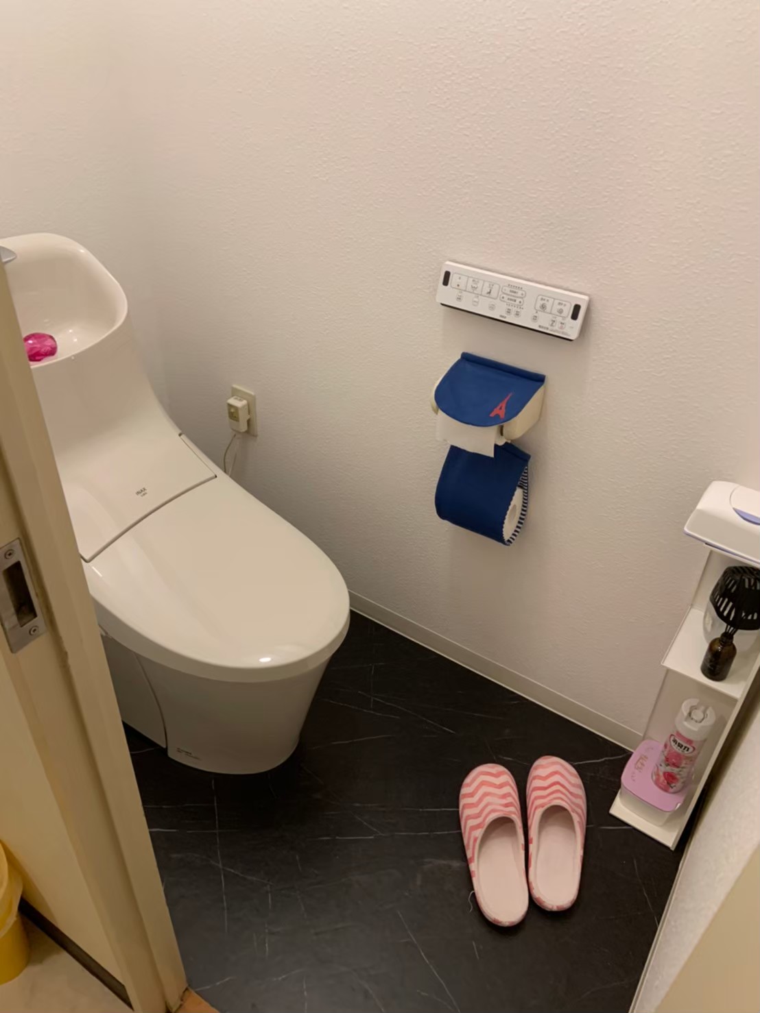 千葉県柏市A様　浴室・トイレ・内装クロスのリフォーム